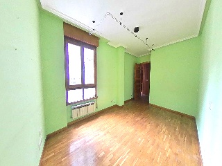Uria 25