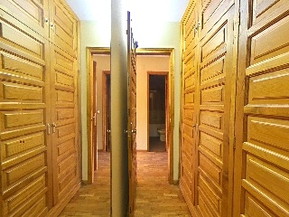 Uria 27