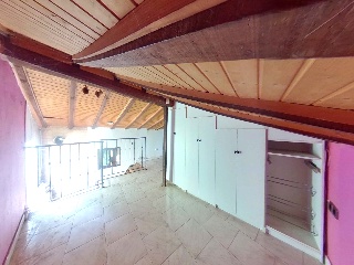 Pria,La 8