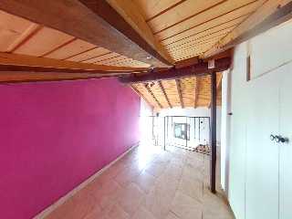 Pria,La 9