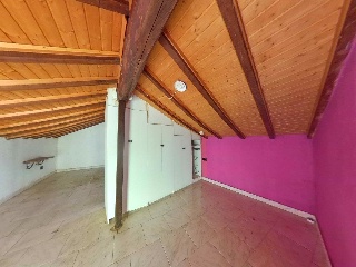 Pria,La 11