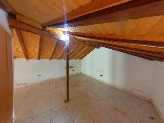 Pria,La 18