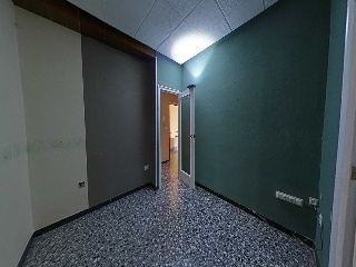  32