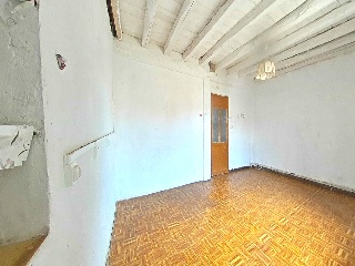 Escudero 9