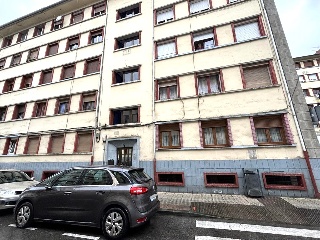Piso en venta en Langreo de 56  m²
