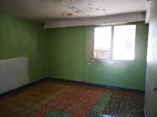 Unifamiliar en venta en Requena de 87  m²