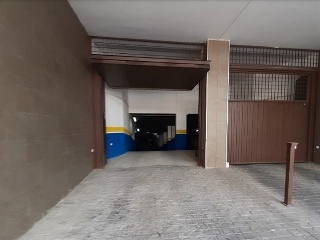 ALBANEGA, DE LA 3