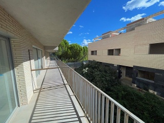 LLEVANT U.A. P2B 17
