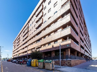 Vivienda y garajes en C/ Van Gogh  2
