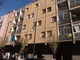 Piso en venta en Ripollet de 71  m²