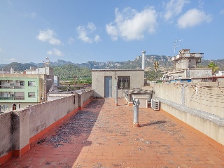 Casa adosada en calle San Vicente Ferrer, Llaurí 8