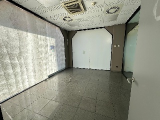 Local en C/ Embajadores 8