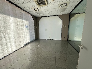 Local en C/ Embajadores 9