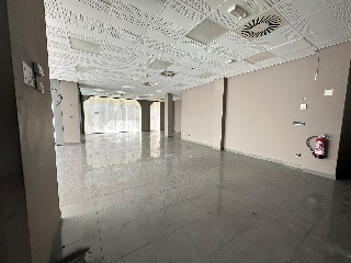 Local en C/ Embajadores 17