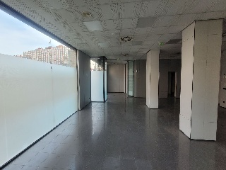 Local comercial en C/ Fernando Morán - Avilés  4
