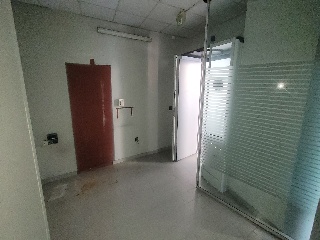 Local comercial en C/ Fernando Morán - Avilés  8