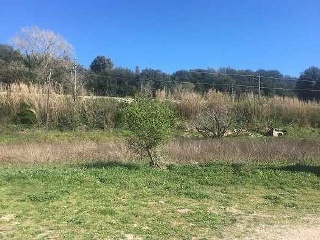 Suelo urbano no consolidado en C/ Agusti Riera Pau 9