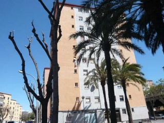 Piso en venta en Badalona de 64  m²