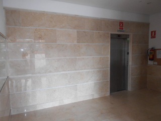 Piso con anejos en C/ Dalía 6