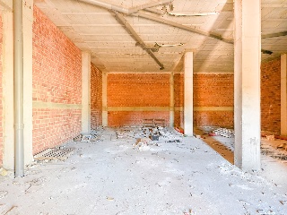 Locales en C/ del Albero 3