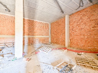 Locales en C/ del Albero 15