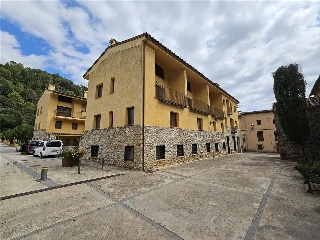 Pisos banco Albanyà