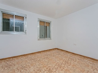 Piso en C/ Llinars 15