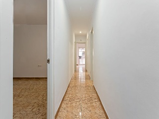 Piso en C/ Llinars 18