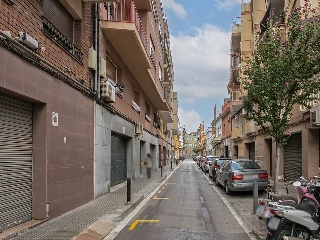 Piso en C/ Llinars 23
