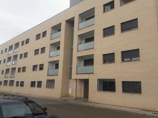 Pisos y garajes en C/ Pedro Vidal Aragón Menéndez - Almendralejo - Badajoz 3