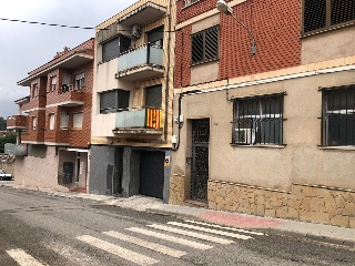 Local para aparcamiento en C/ Enric Granados 2