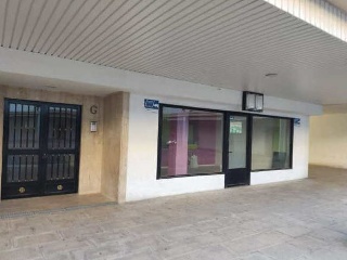 Local en venta en Torres De La Alameda de 219  m²