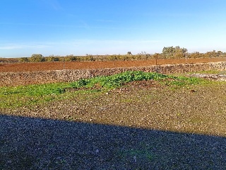 Terreno con edificación en Almendral 22