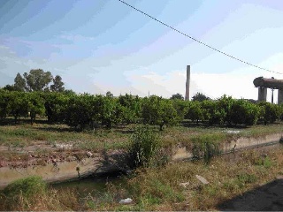 Terreno con edificación en La Llosa 4