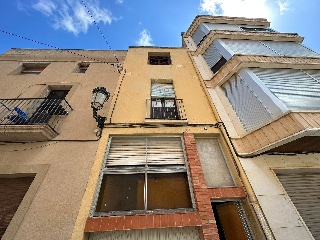 Otros en venta en Montbrió Del Camp de 308  m²