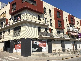 Piso, garajes y trasteros en C/ Puigvert, Tordera (Barcelona) 8