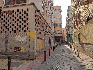 Plaza de garaje en C/ Diego Hernández 9