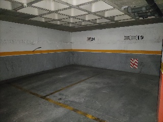 Plaza de garaje en C/ Diego Hernández 13
