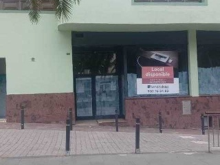 Local en Vallehermoso 6