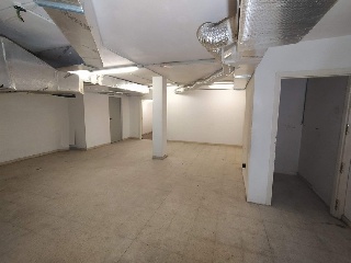 Local en C/ Víctor Balaguer - Badalona - Barcelona 14