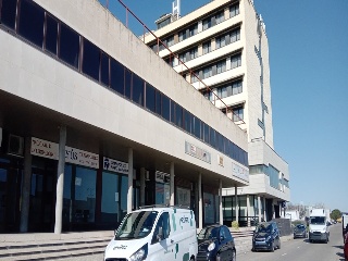 Local en venta en Zaragoza de 70  m²