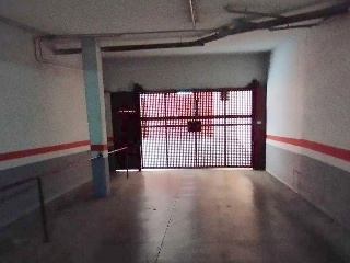 Plaza de garaje en C/ Clementina Arderiu 6
