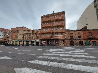 Local en venta en Benavente de 295  m²