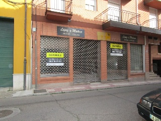 Local en venta en Íscar de 301  m²