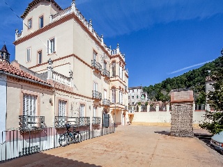 Casa adosada en Plaza Industria 4