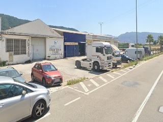 Local en venta en Tavernes De La Valldigna de 156  m²