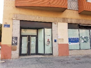 Local en venta en Valencia de 175  m²