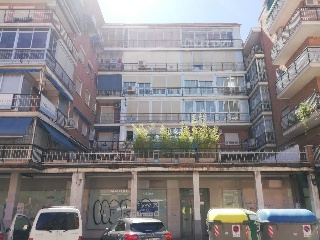 Local en venta en Alcalá De Henares de 430  m²