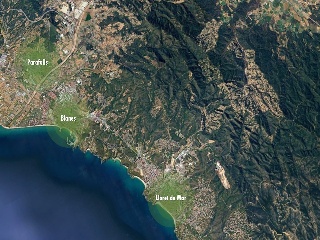 Suelos urbanos en C/ Los Pinares - Lloret de Mar - Girona  6