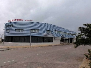Local en venta en Elda de 1646  m²